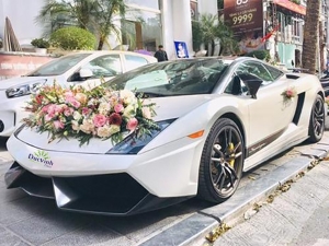 Cho thuê siêu xe Lamborghini Gallardo trắng